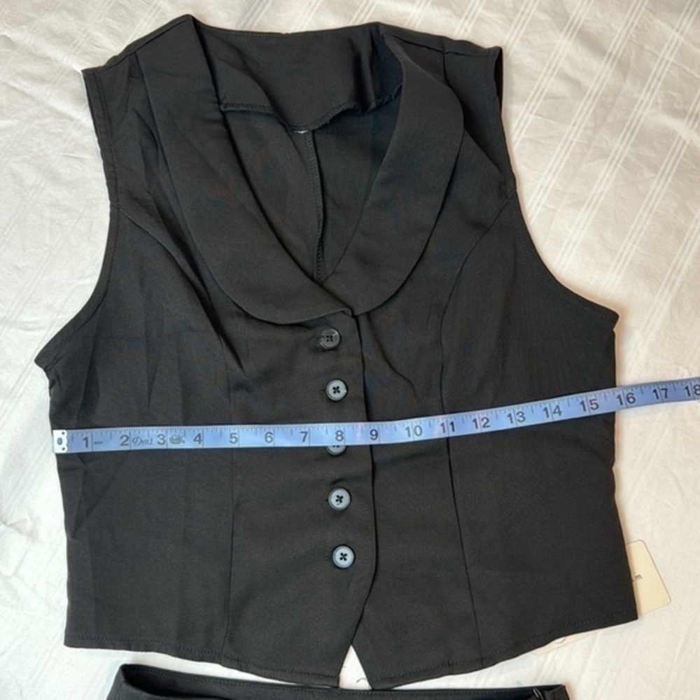 Commense Effortless Two Piece Black Vest and Mini Skirt Set Size XS - Picture 7 of 9